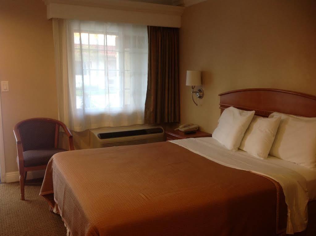 Hyland Motel Van Nuys Лос-Анджелес Экстерьер фото